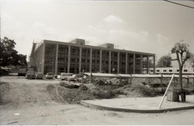 現庁舎建設時の写真３５