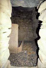 横穴式石室写真