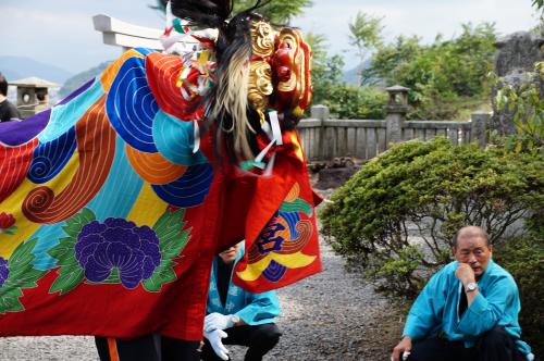 東碑殿獅子組獅子舞写真９