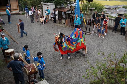 東碑殿獅子組獅子舞写真２0