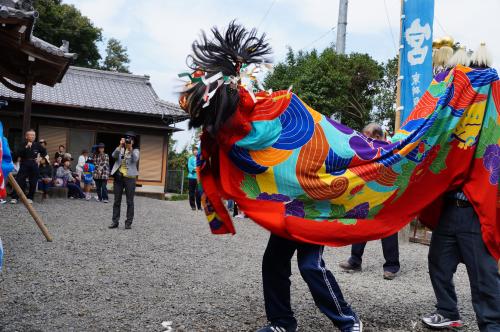 東碑殿獅子組獅子舞写真２1