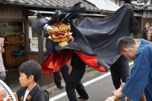 金蔵寺本村獅子組獅子舞写真２