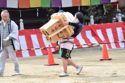 力餅競技女性の部