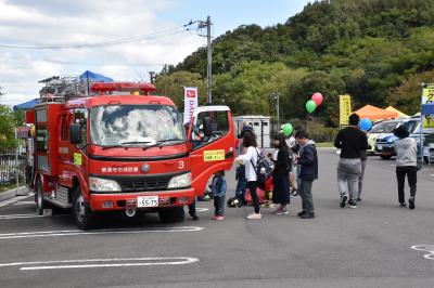 農商工夢フェスタ　消防車といっしょ