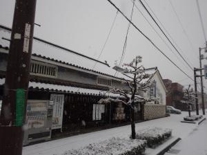 雪の瀬川酒店