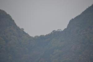 大麻山からみた我拝師山