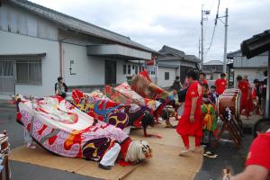 東中獅子組4頭づかい写真