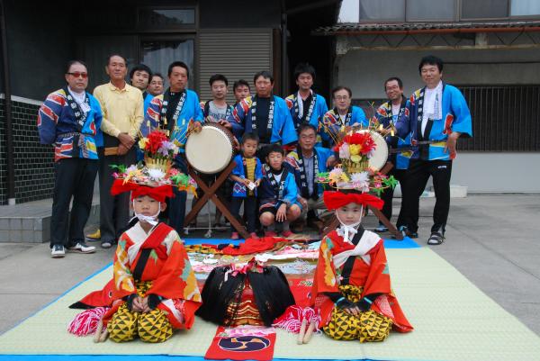 下川原獅子組記念撮影写真