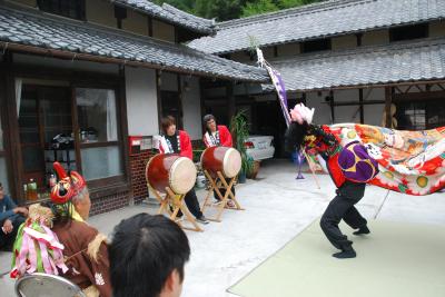 丸山獅子組獅子舞写真３