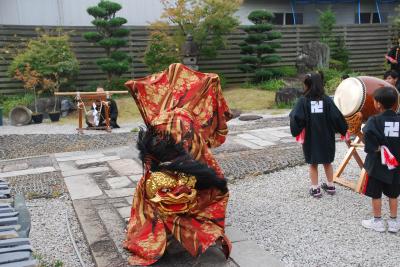 金蔵寺本村黒獅子獅子舞写真３