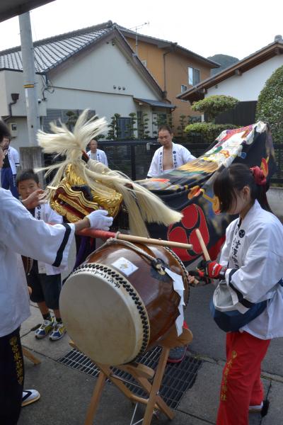 宮東獅子組黒獅子獅子舞写真４