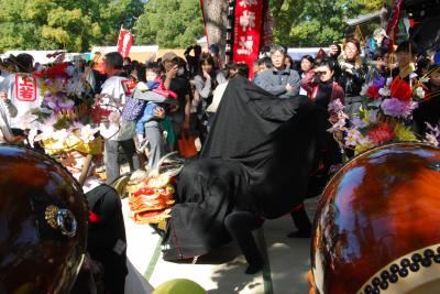 空海まつりでの金蔵寺獅子組宮づかい写真2