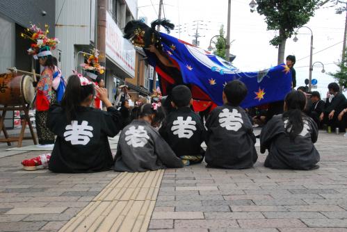 町若獅子舞写真