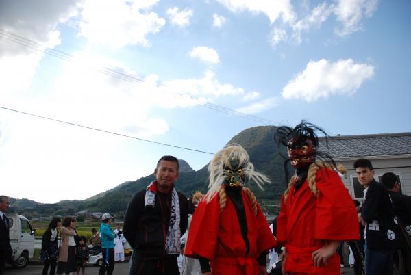 御館神社の一幕