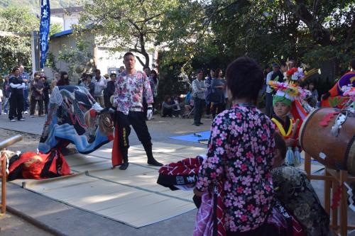 2０１５年曼荼羅寺東獅子組獅子舞写真３８