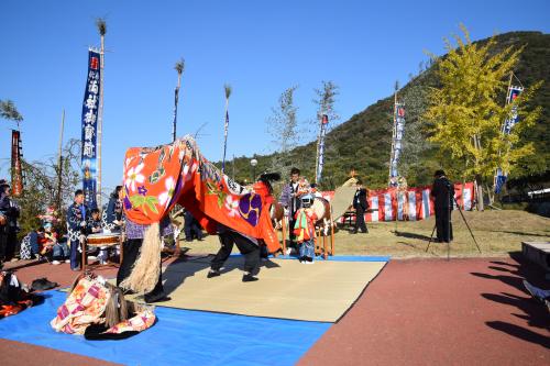 2015年曼荼羅寺獅子組獅子舞写真６