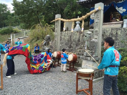 2015年東碑殿獅子組獅子舞写真１