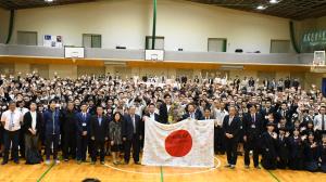 渡邊雄太選手の尽誠学園高校訪問の写真